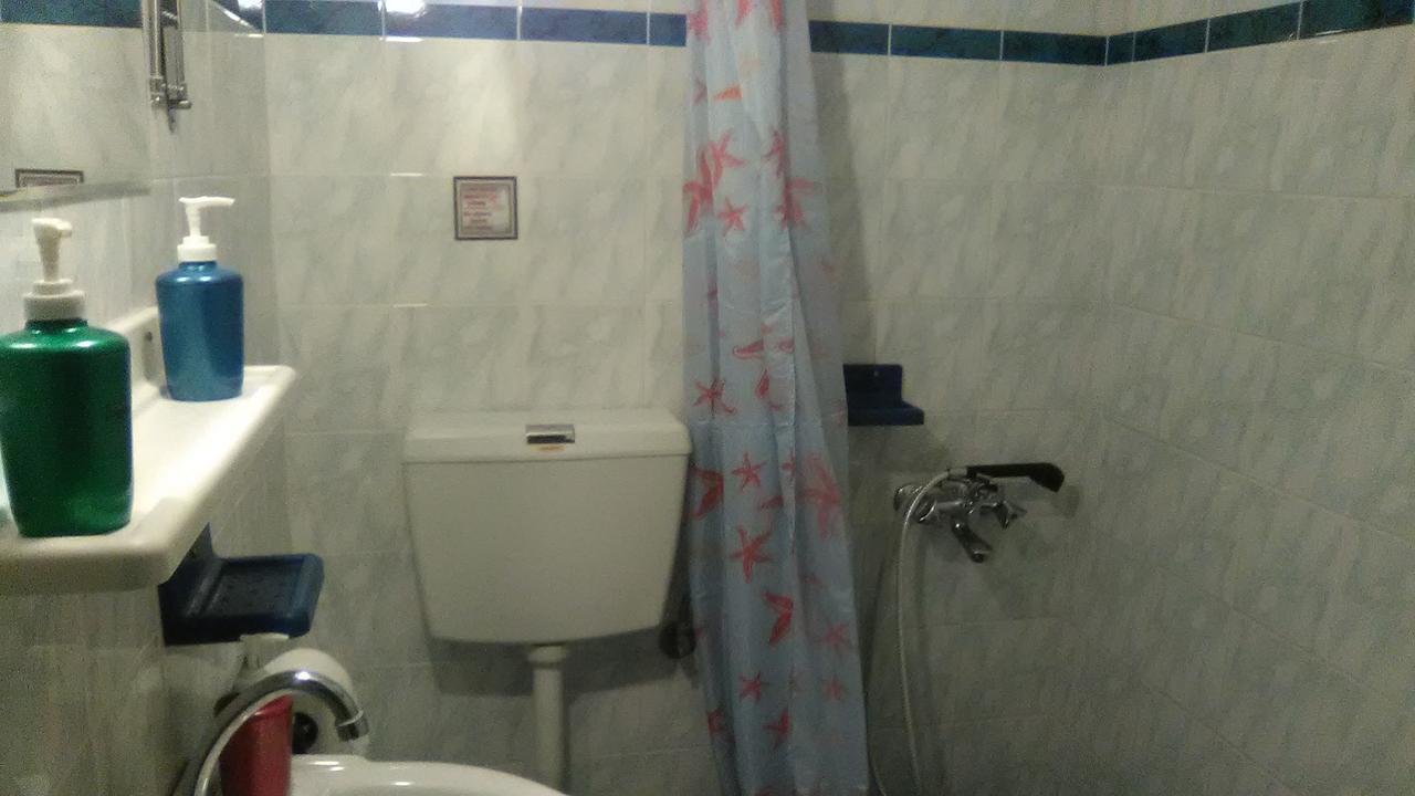 Hotel Victoria 卡拉内拉 外观 照片